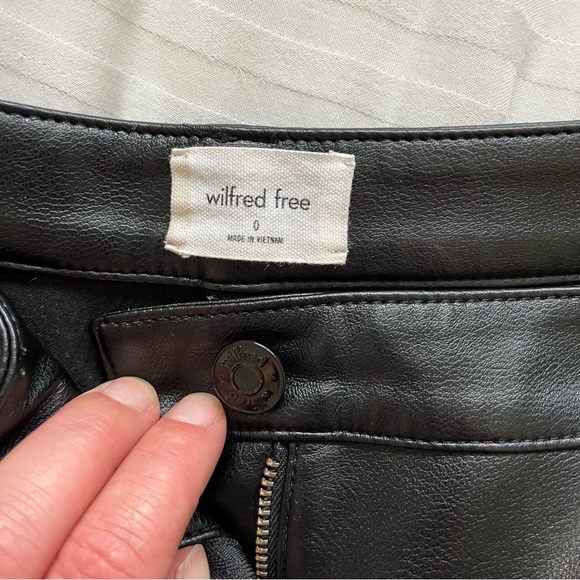 Aritzia Wilfred Free Valerie Straight Leg Vegan Leather Pants Black size 0 - Picture 12 of 16